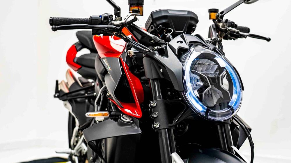 MV Agusta Brutale 1000 RS (2022 - 26) (16)