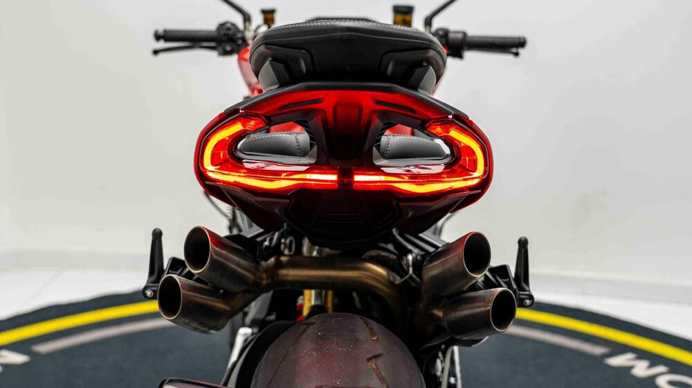 MV Agusta Brutale 1000 RS (2022 - 26) (18)