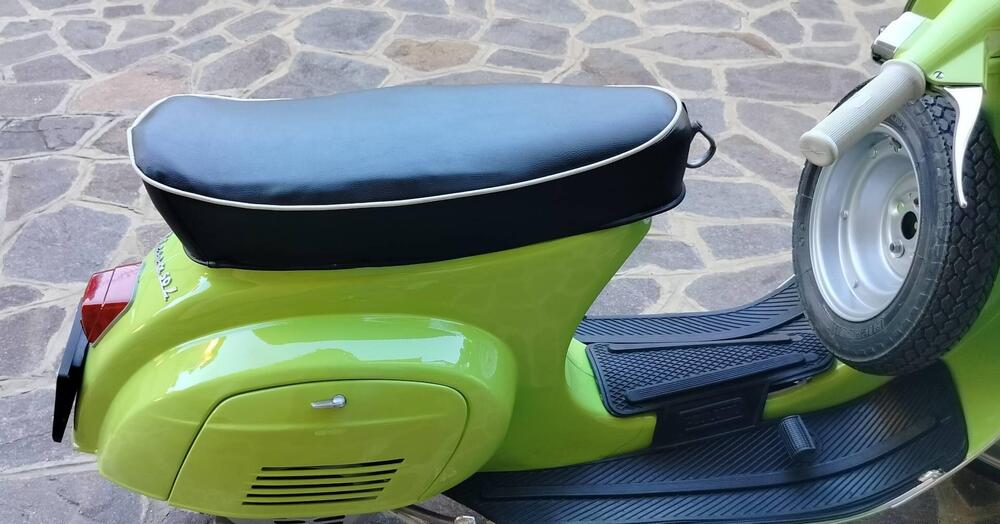 Piaggio VESPA 50 L (7)