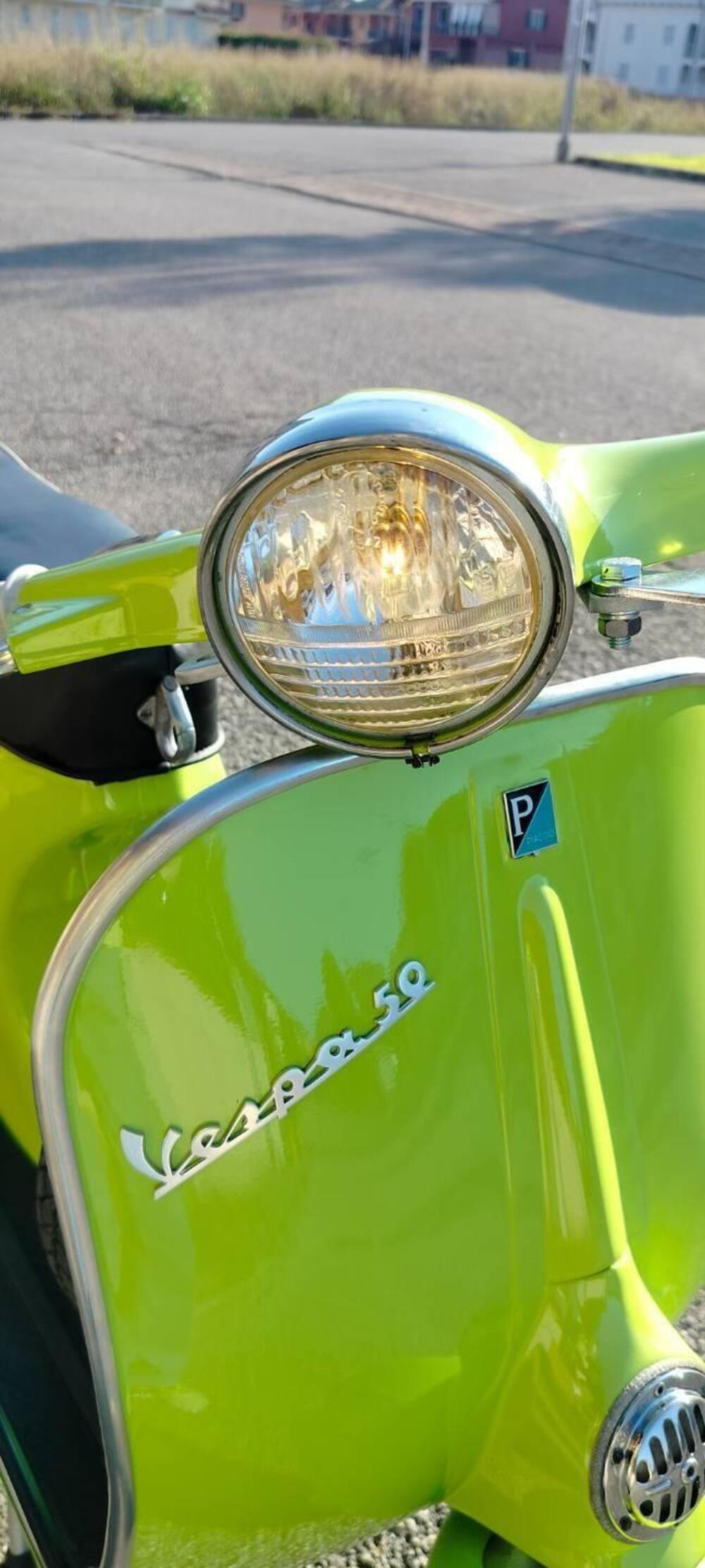 Piaggio VESPA 50 L (14)