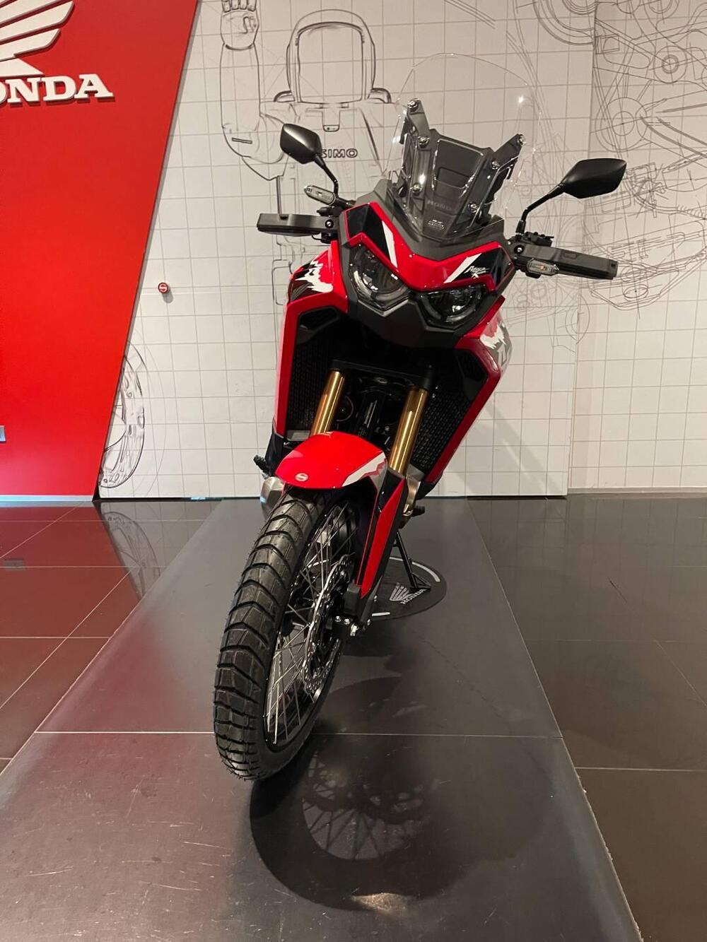 Honda Africa Twin CRF 1100L ES DCT (2024 - 26) (4)