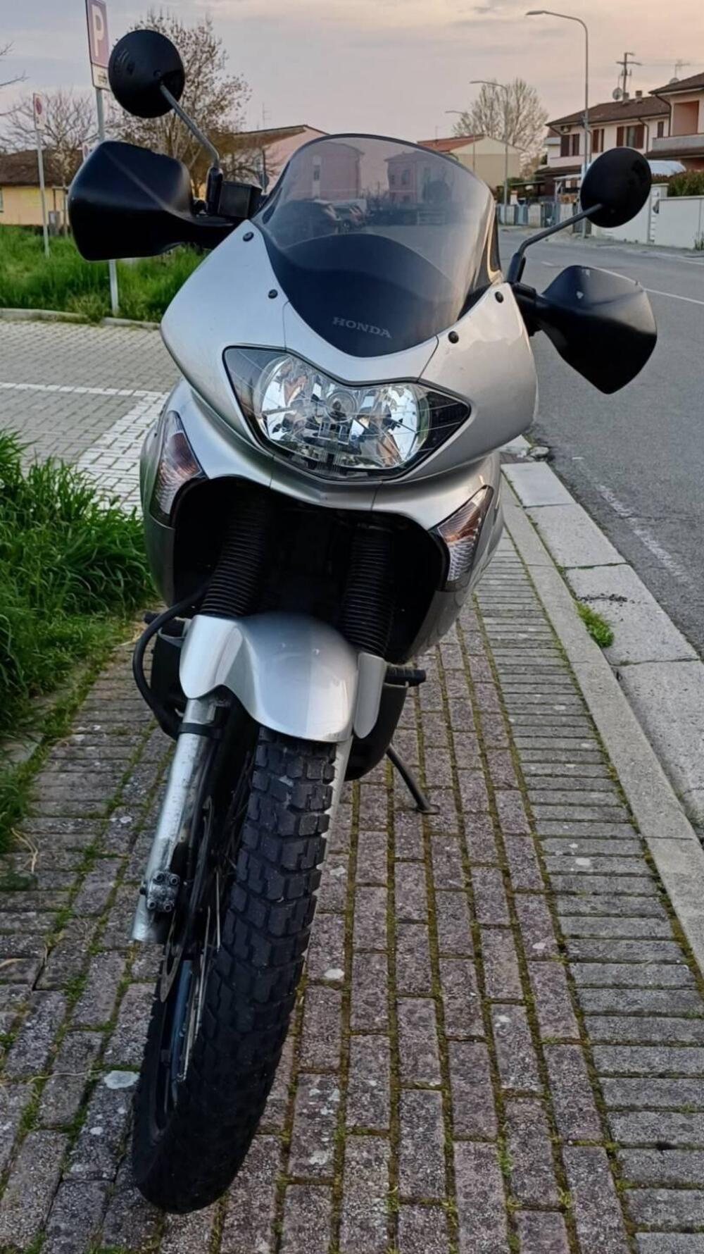 Honda Transalp XL 650V (2005 - 06) (4)