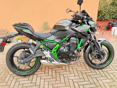 Kawasaki Z 650 Urban (2021 - 24) usata