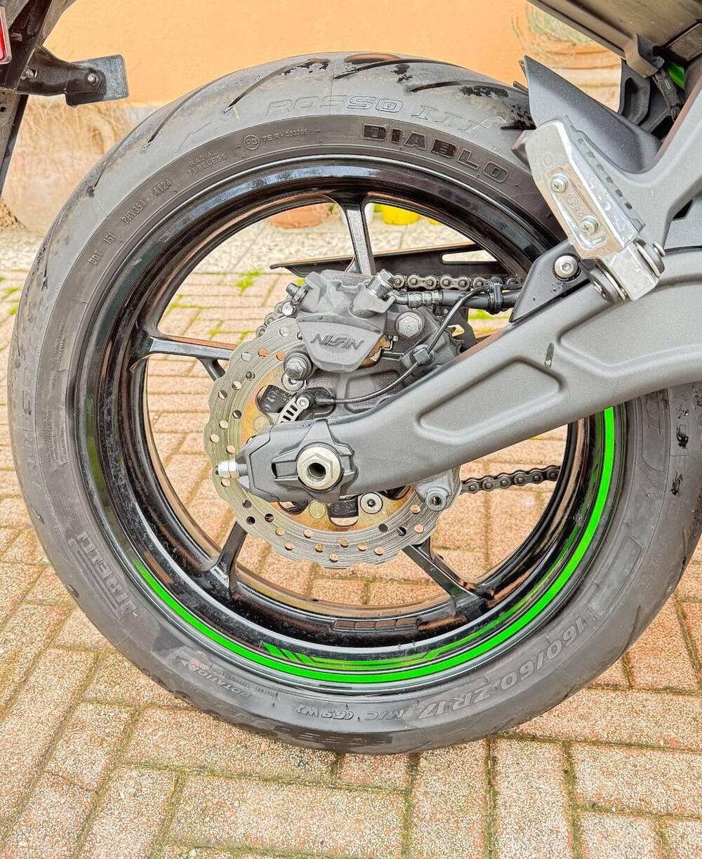 Kawasaki Z 650 Urban (2021 - 24) (8)