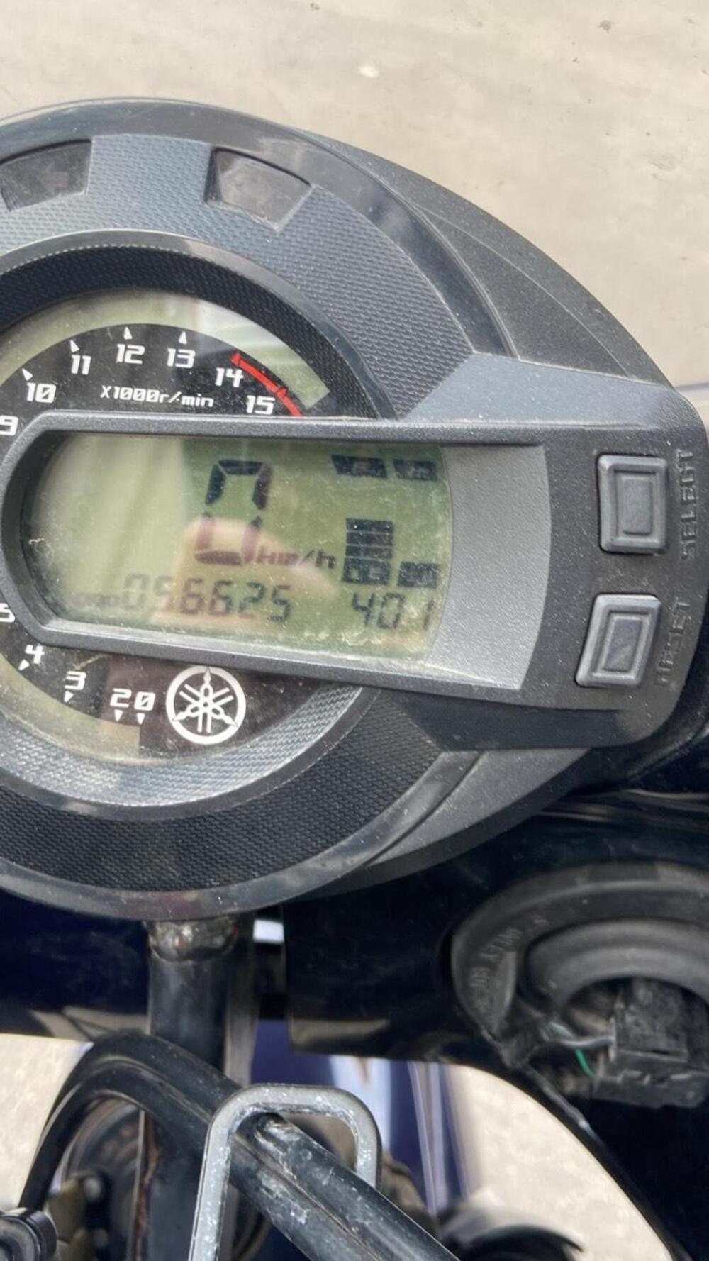 Yamaha FZ6 (2004 - 07) (4)