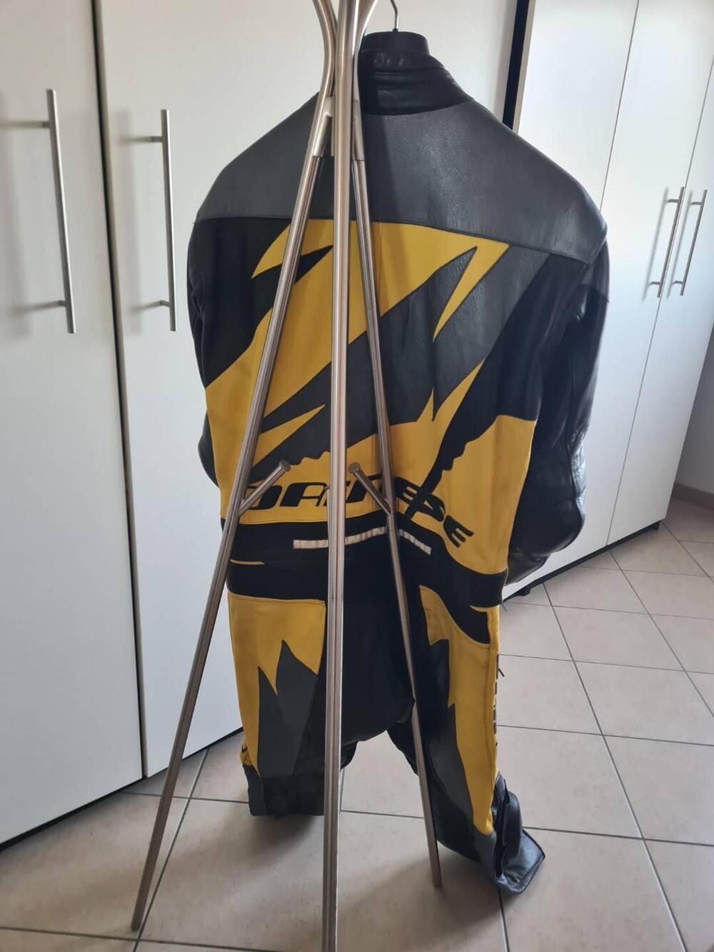 TUTA DAINESE DIVISIBILE TG 52 MAI CADUTA (5)