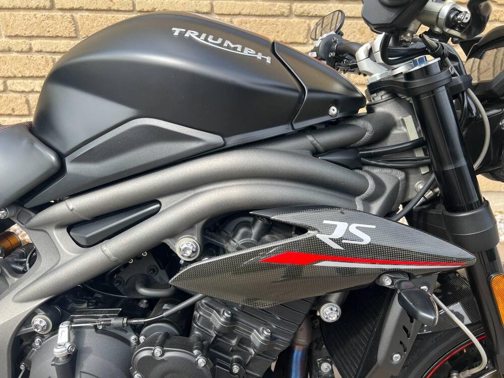 Triumph Speed Triple 1050 RS (2018 - 20) (6)