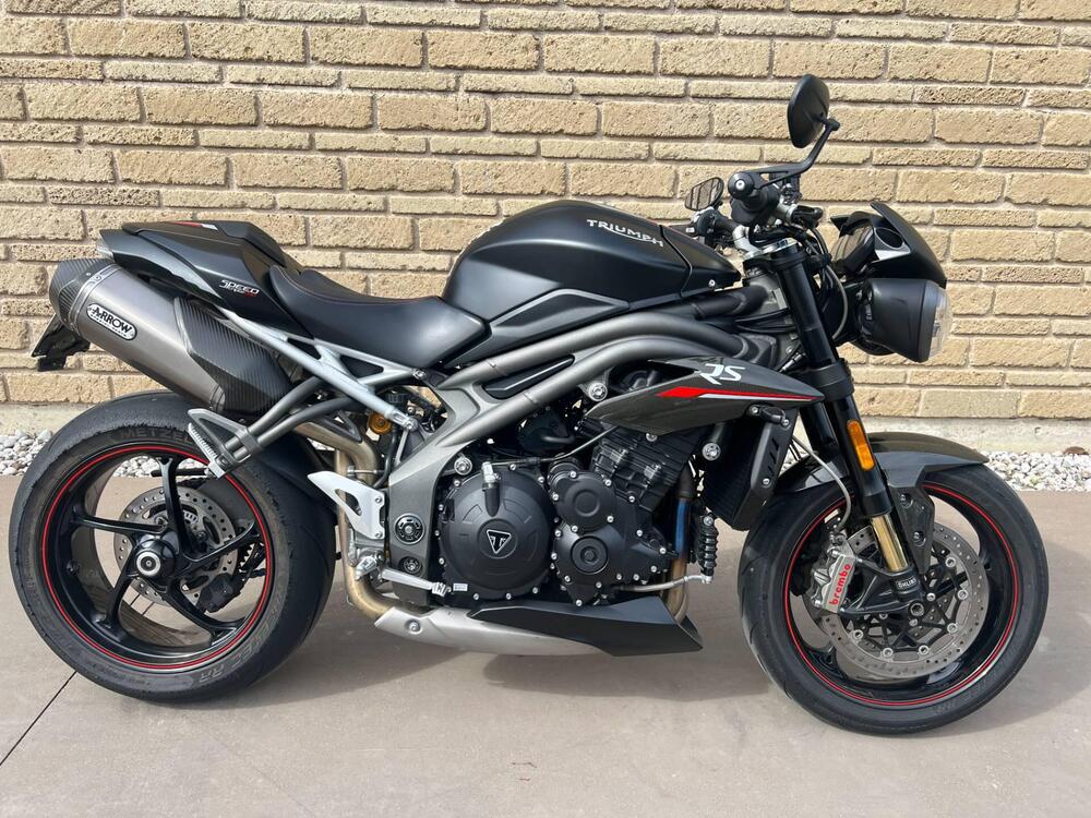Triumph Speed Triple 1050 RS (2018 - 20) (2)