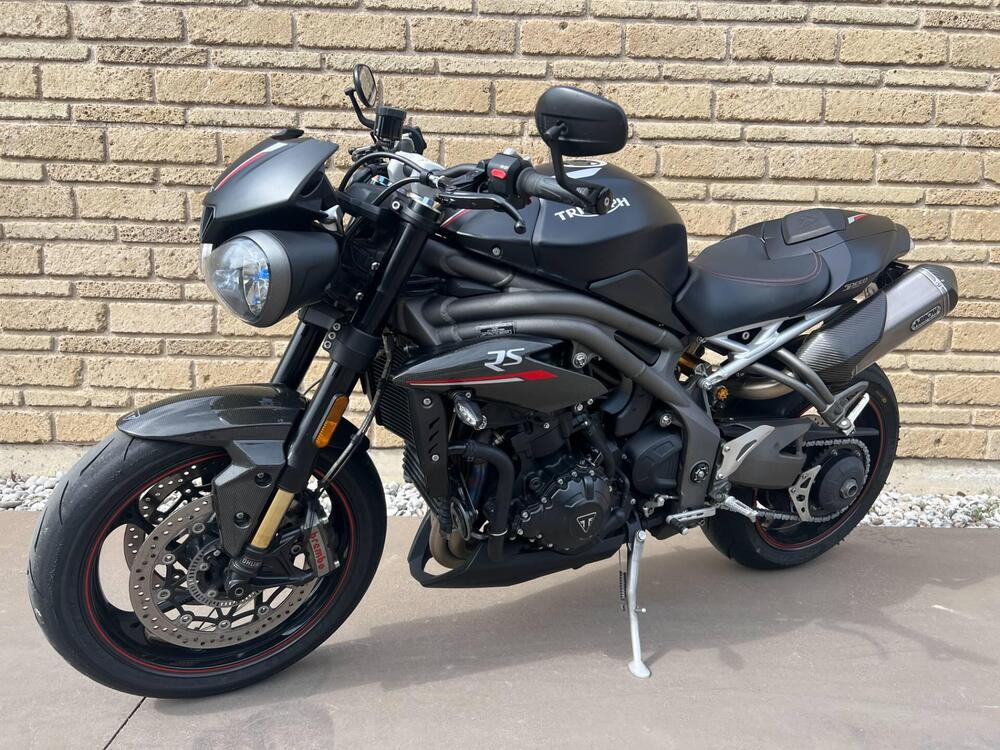 Triumph Speed Triple 1050 RS (2018 - 20) (9)