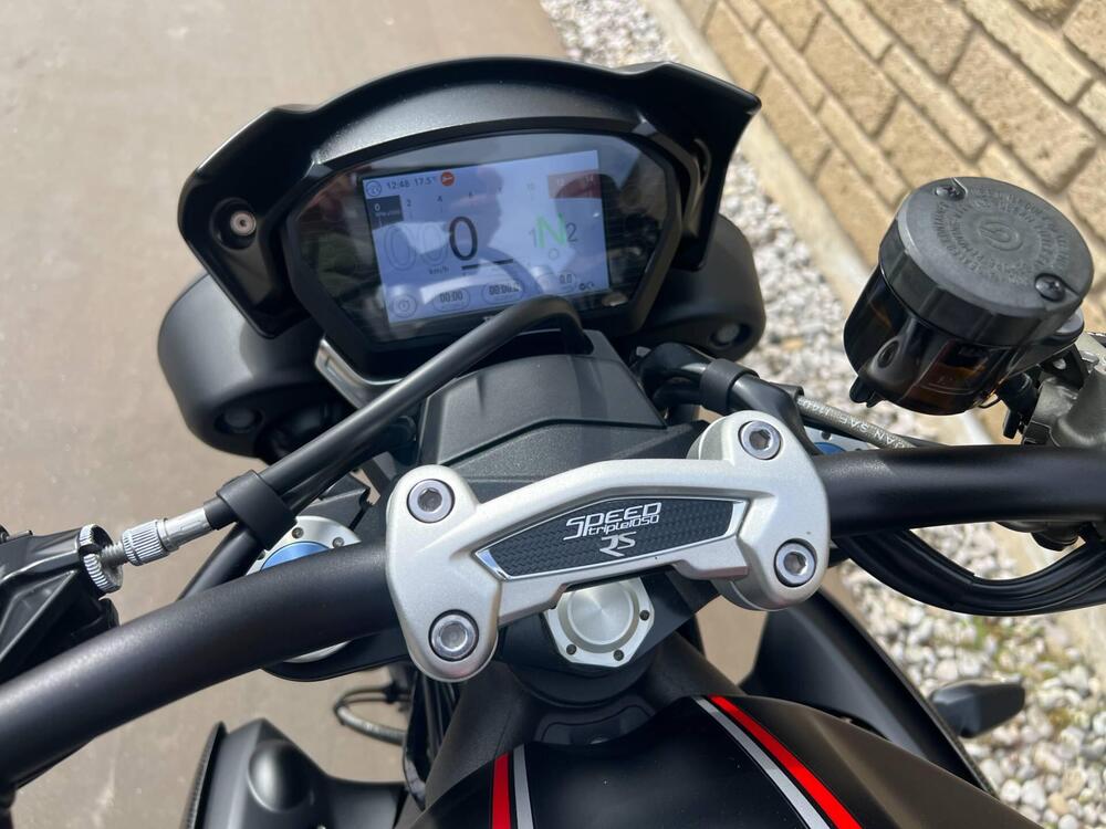 Triumph Speed Triple 1050 RS (2018 - 20) (10)
