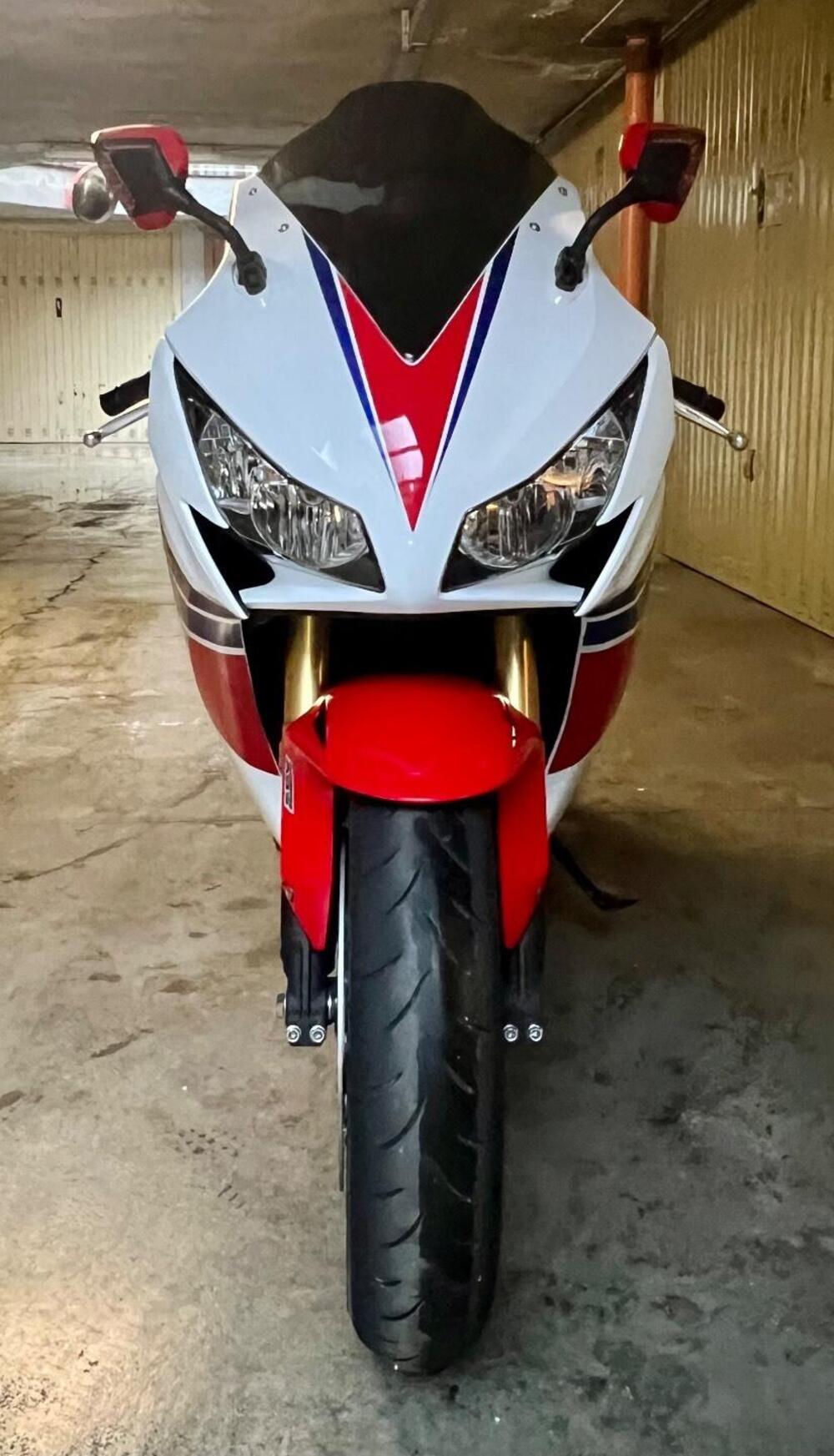 Honda CBR 1000 RR Fireblade (2012 - 16) (5)