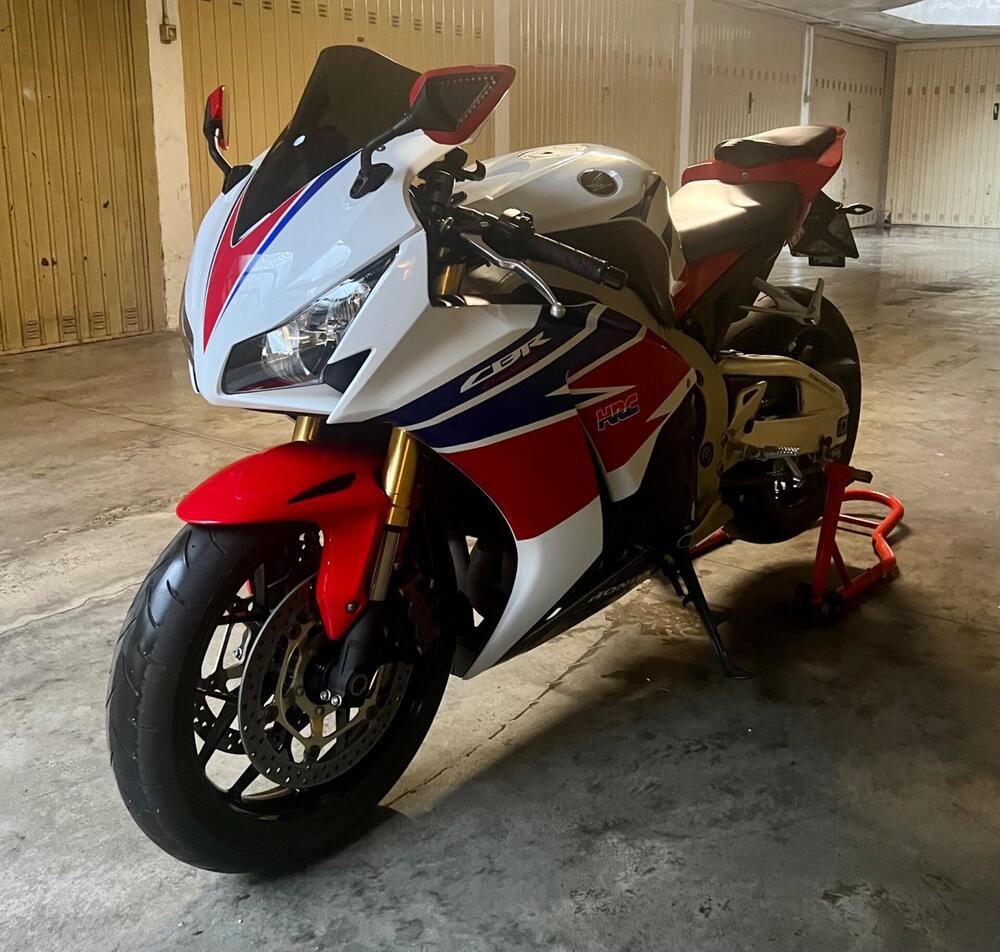 Honda CBR 1000 RR Fireblade (2012 - 16) (6)