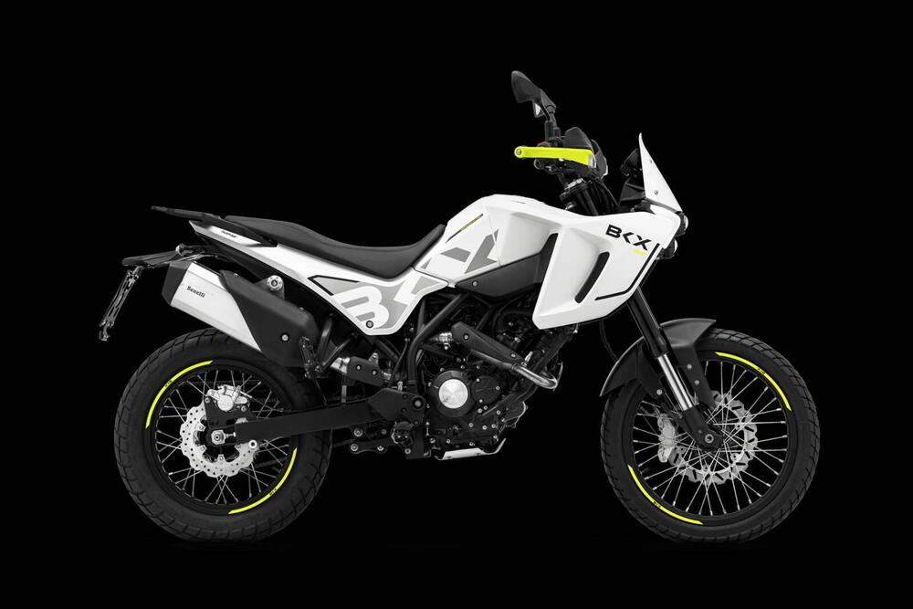 Benelli BKX 125 (2026) (3)