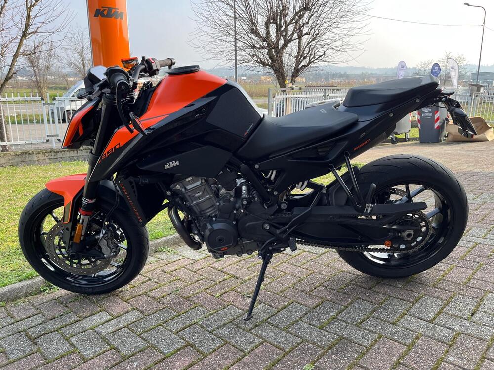 KTM 890 Duke (2021 - 23) (8)