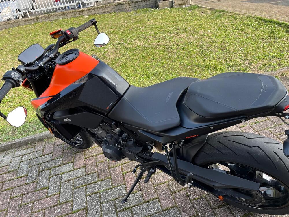 KTM 890 Duke (2021 - 23) (10)