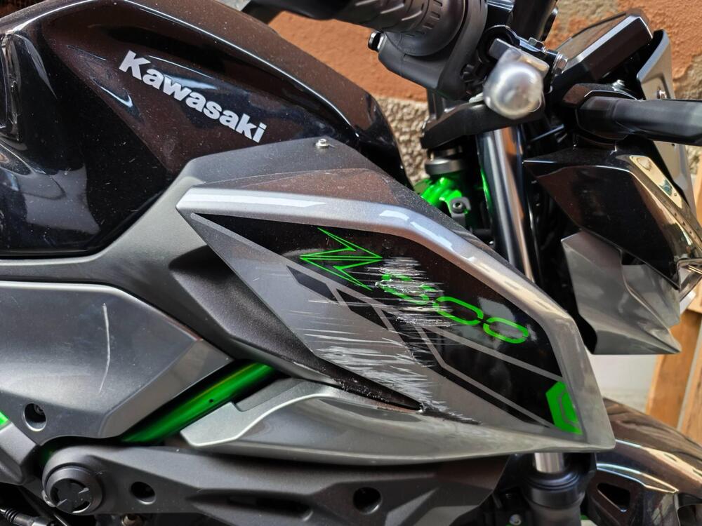 Kawasaki Z 500 SE (2024 - 26) (4)
