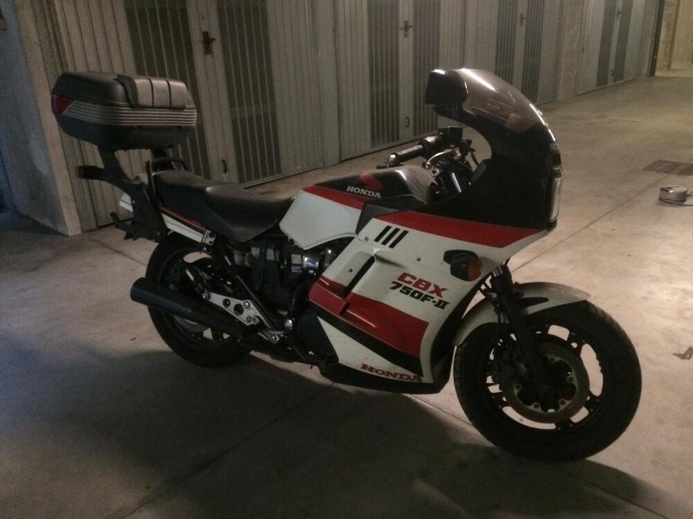 Honda CBX 750 F2 RC17 (2)