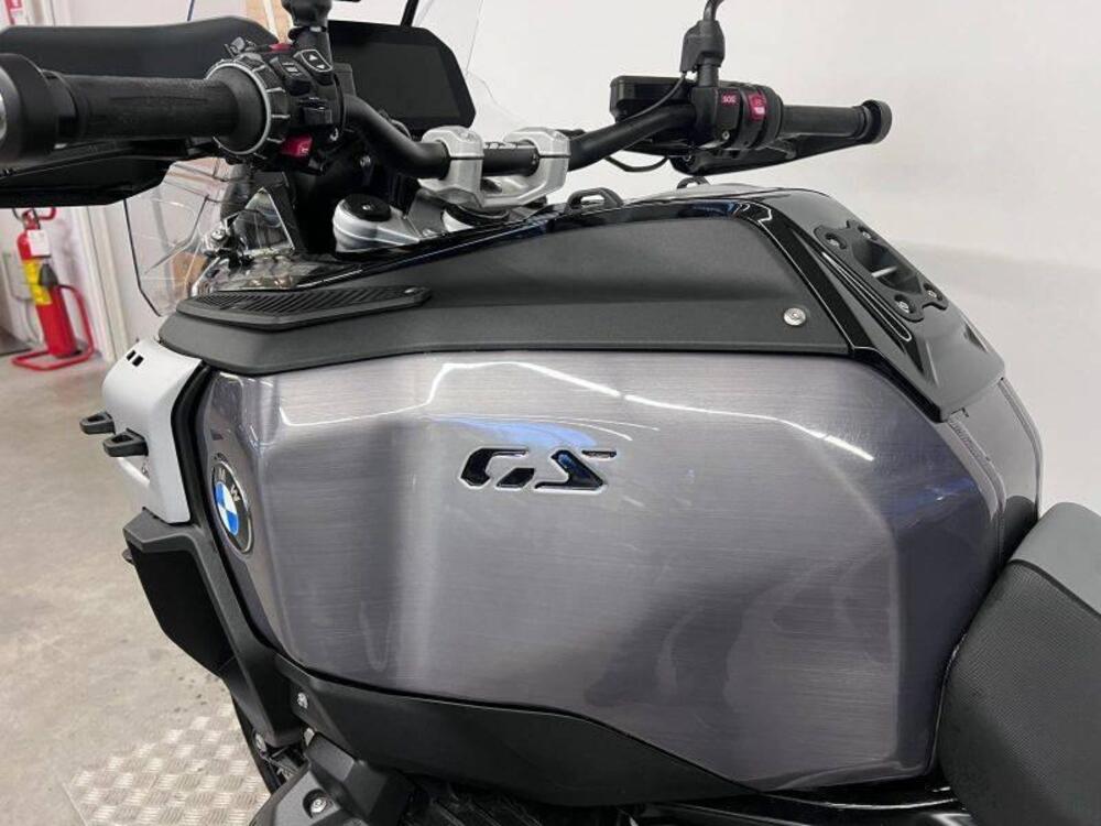Bmw R 1300 GS Adventure (2025 - 26) (6)