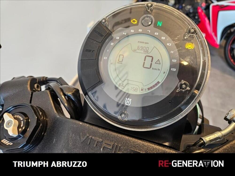 Husqvarna Vitpilen 401 (2021 - 23) (5)