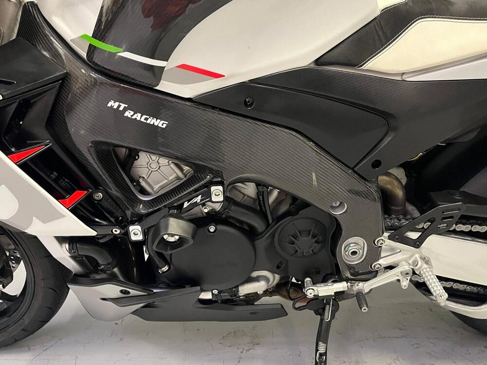 Aprilia Tuono V4 (2021 - 24) (6)
