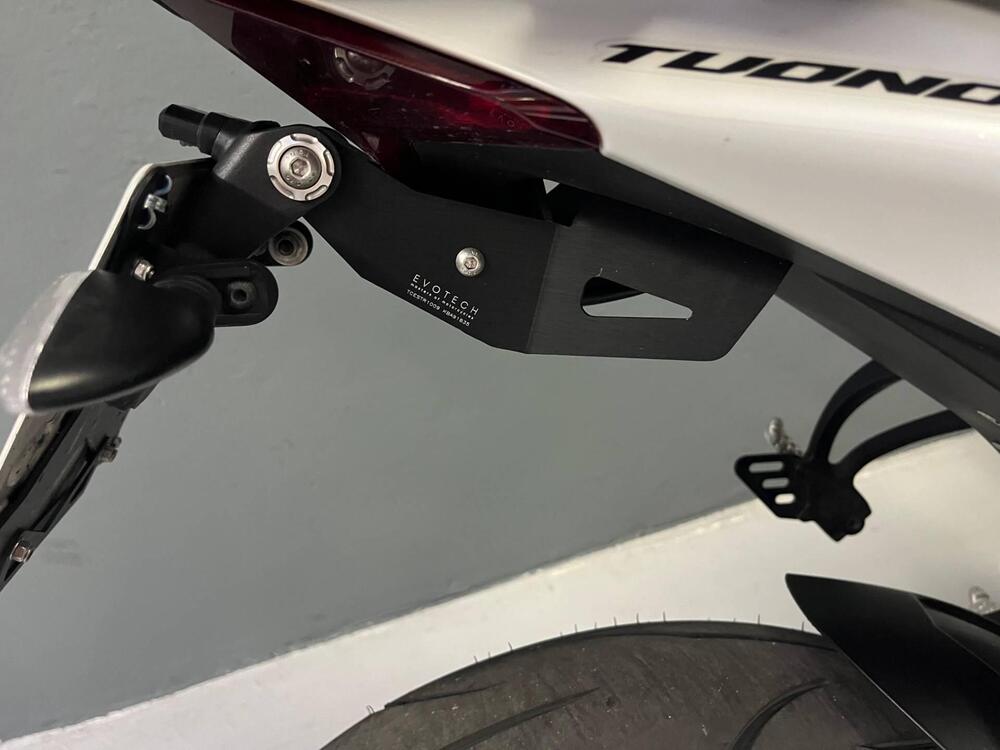 Aprilia Tuono V4 (2021 - 24) (15)