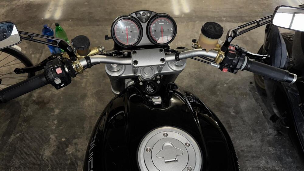 Ducati Monster 900 City Dark I.E. (1999 - 02) (9)