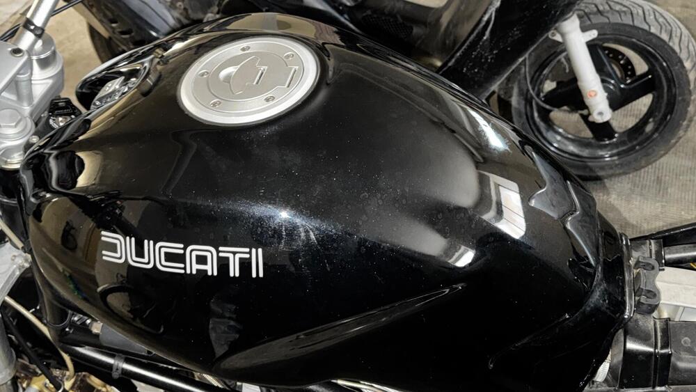 Ducati Monster 900 City Dark I.E. (1999 - 02) (10)