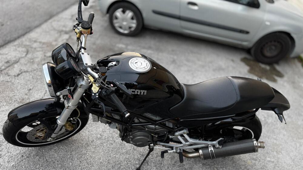Ducati Monster 900 City Dark I.E. (1999 - 02) (11)
