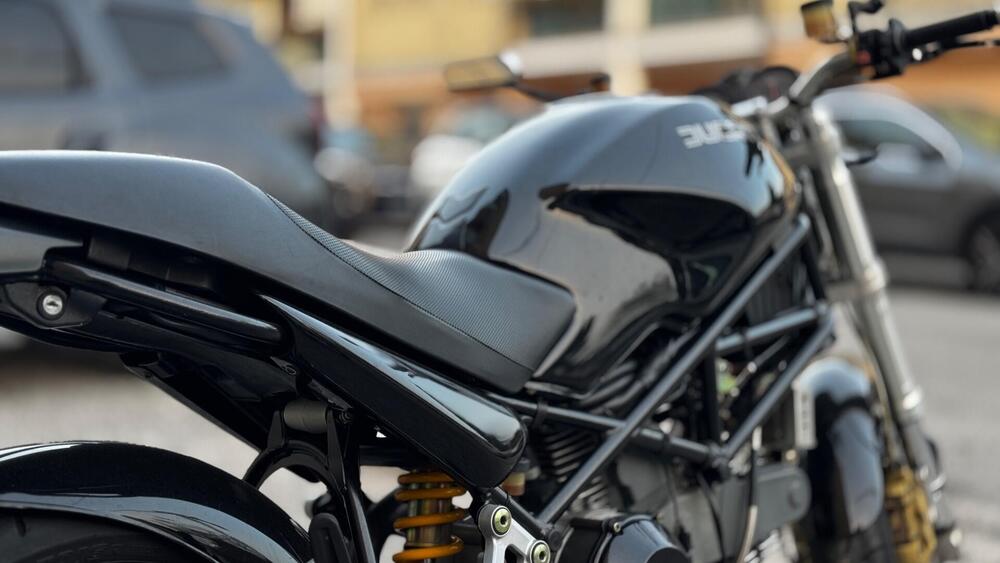 Ducati Monster 900 City Dark I.E. (1999 - 02) (14)