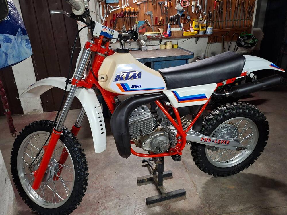 KTM 250 MC (2)