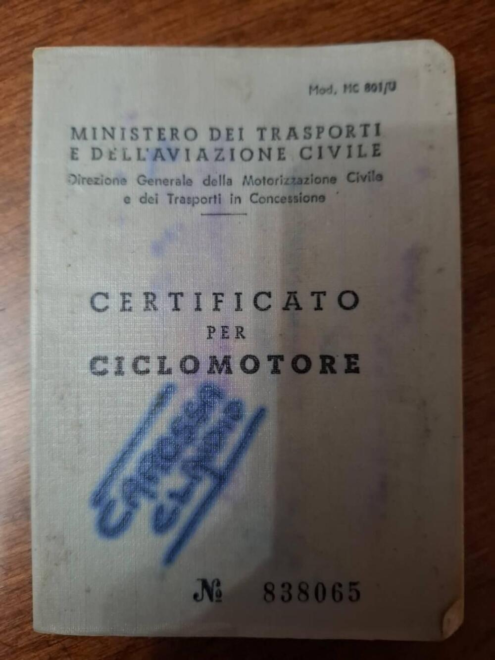 Piaggio Vespa 50 (9)