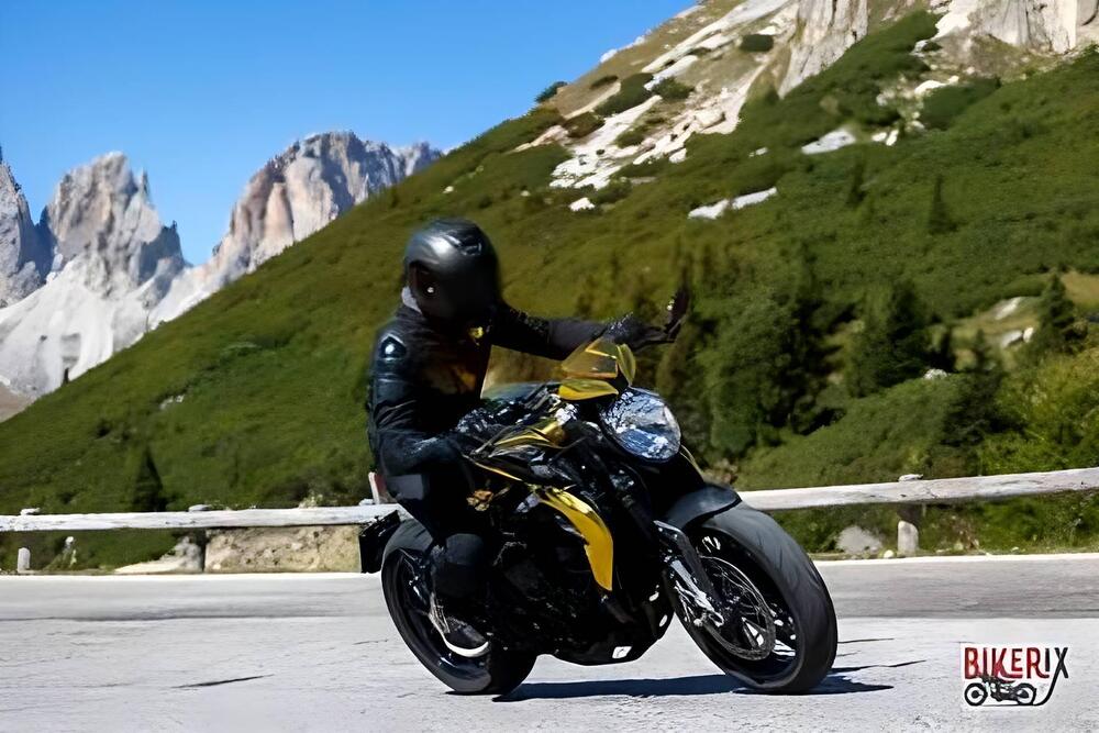 MV Agusta Dragster 800 (2014 - 19) (6)