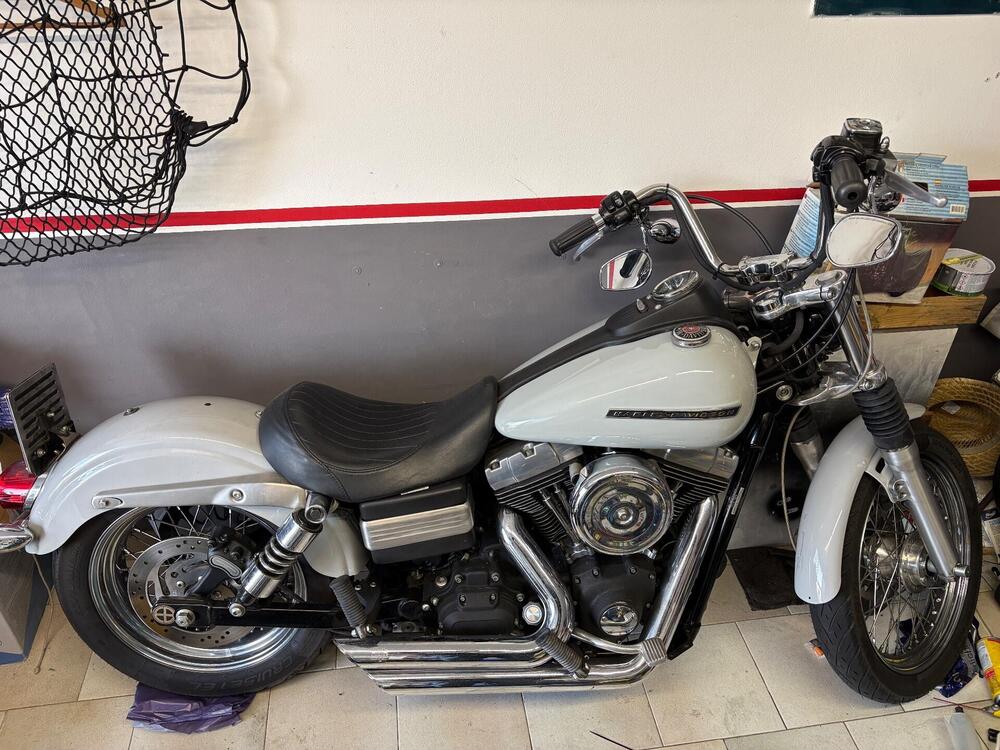 Harley-Davidson 1584 Street Bob (2007) - FXDB