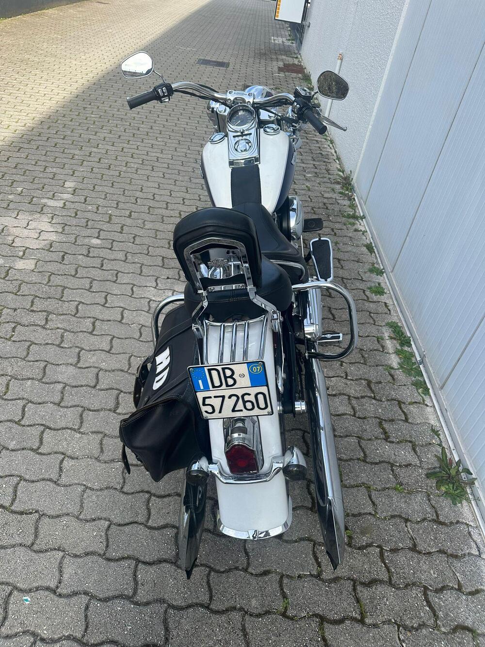 Harley-Davidson 1584 Deluxe (2007 - 08) - FLSTN (9)