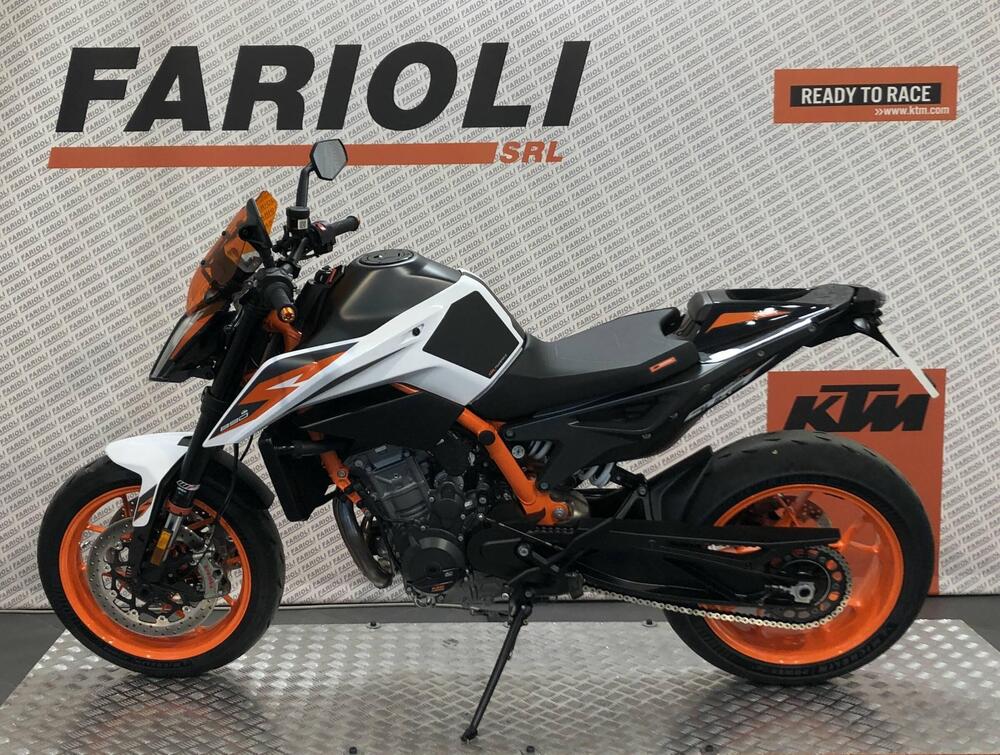 KTM 890 Duke R (2021) (5)