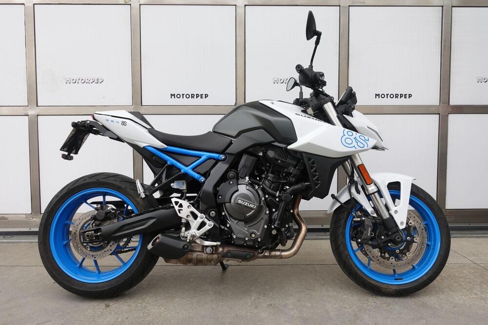 Suzuki GSX-8S (2023 - 24) (2)