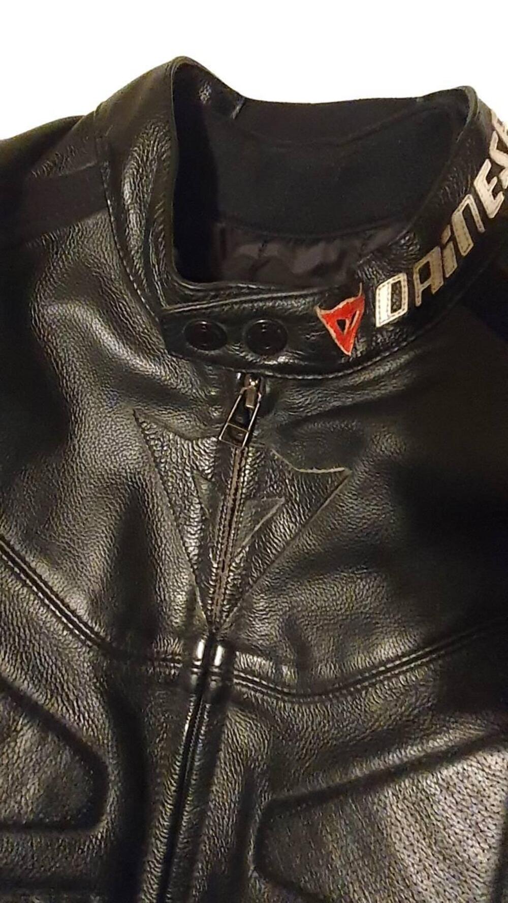Giacca moto in pelle Dainese Avro C2 (11)