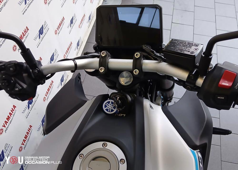 Yamaha MT-07 Y-AMT (2025 - 26) (5)