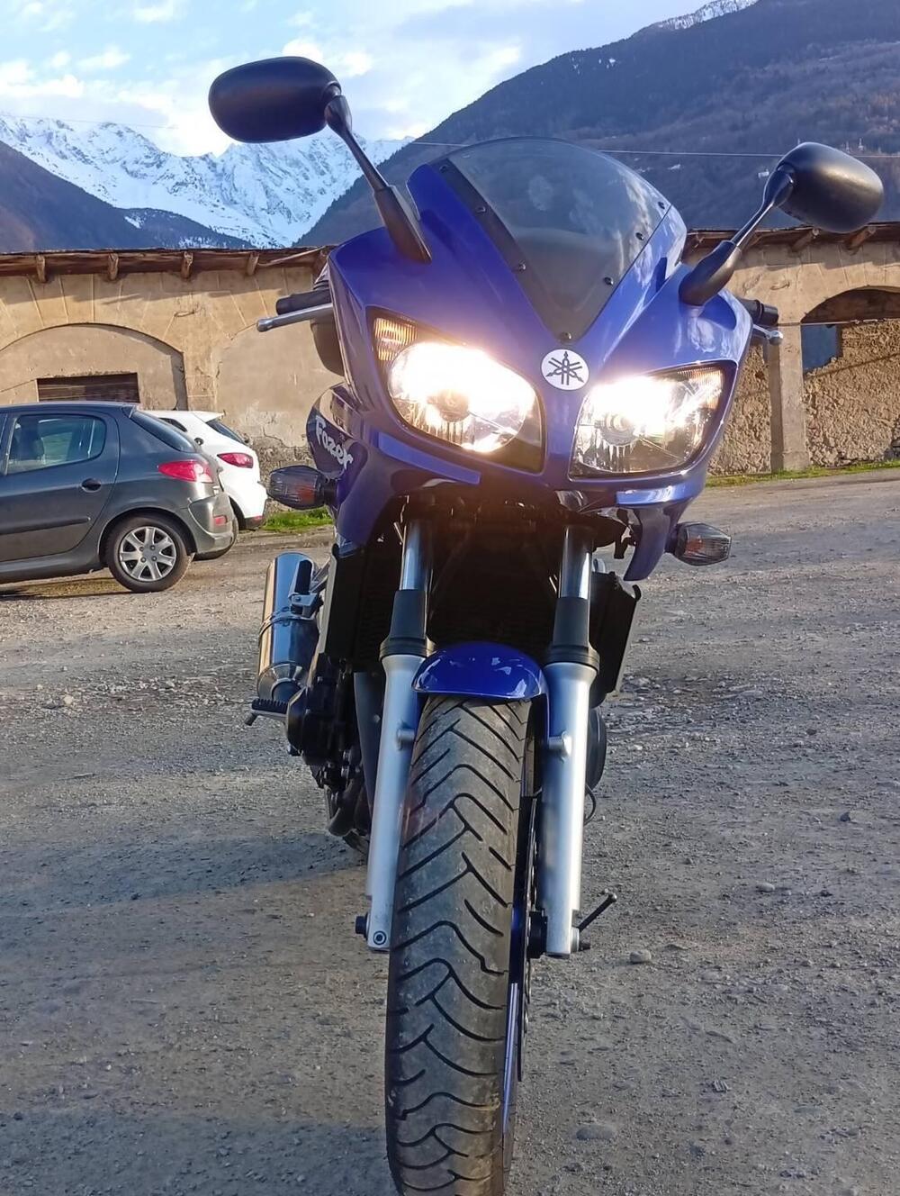 Yamaha FZ6 Fazer (2004 - 07)