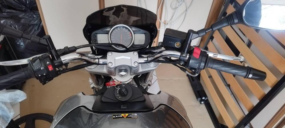 Suzuki GSR 600 (2006 - 11) (5)