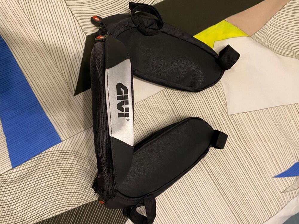 Trousse sotto portapacchi X BMW R1200GS Givi (3)