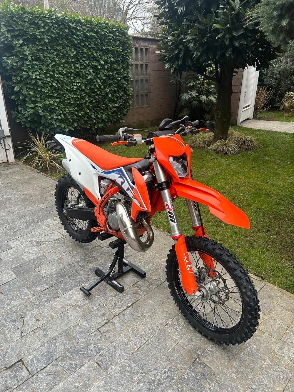 KTM 125 SX (2022) (2)