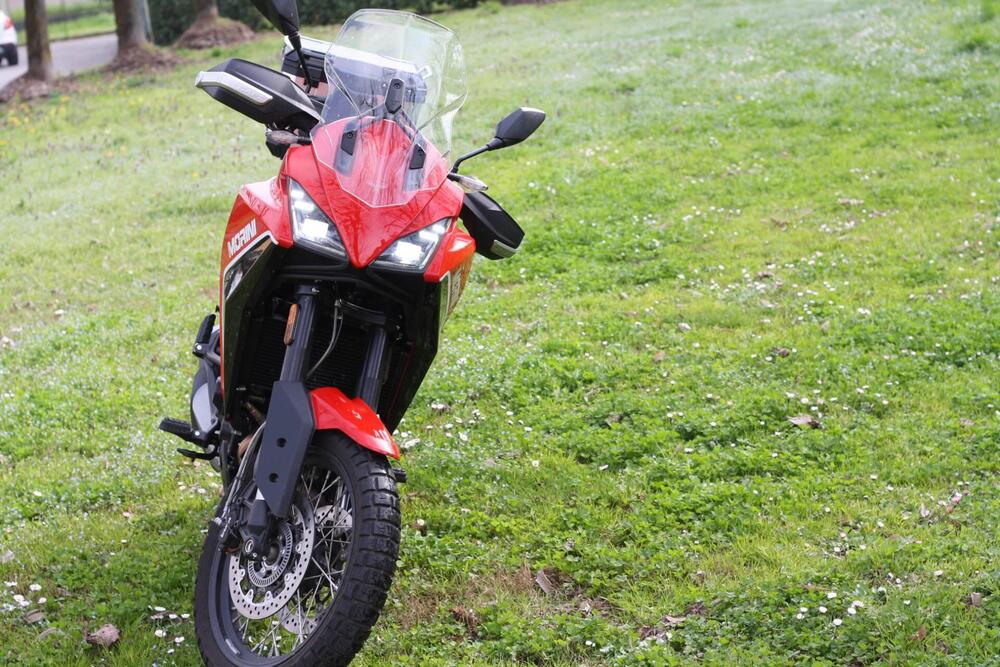 Moto Morini X-Cape 650 (2021 - 26) (3)