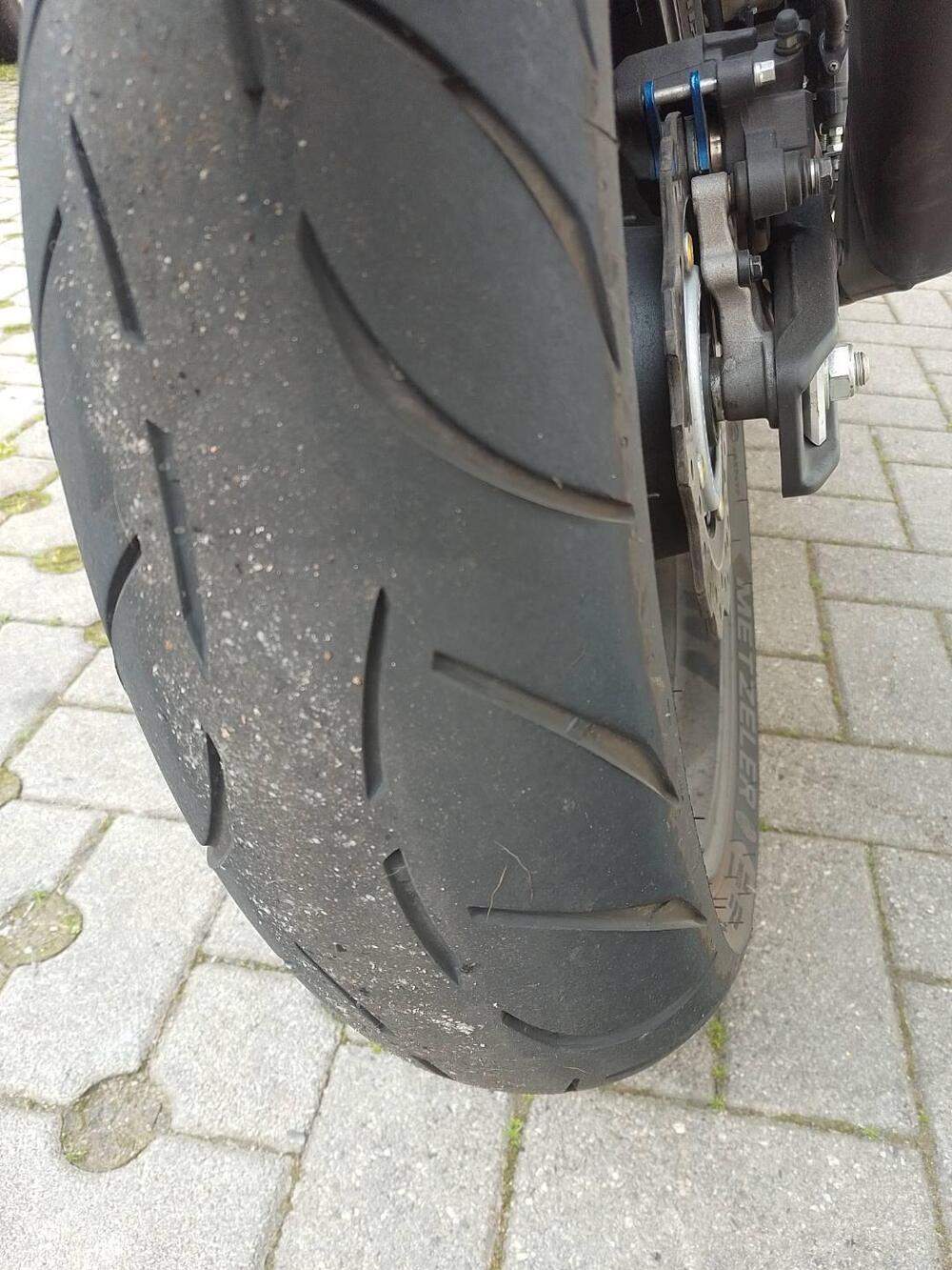 Honda CB 750 Hornet (2023 - 24) (8)