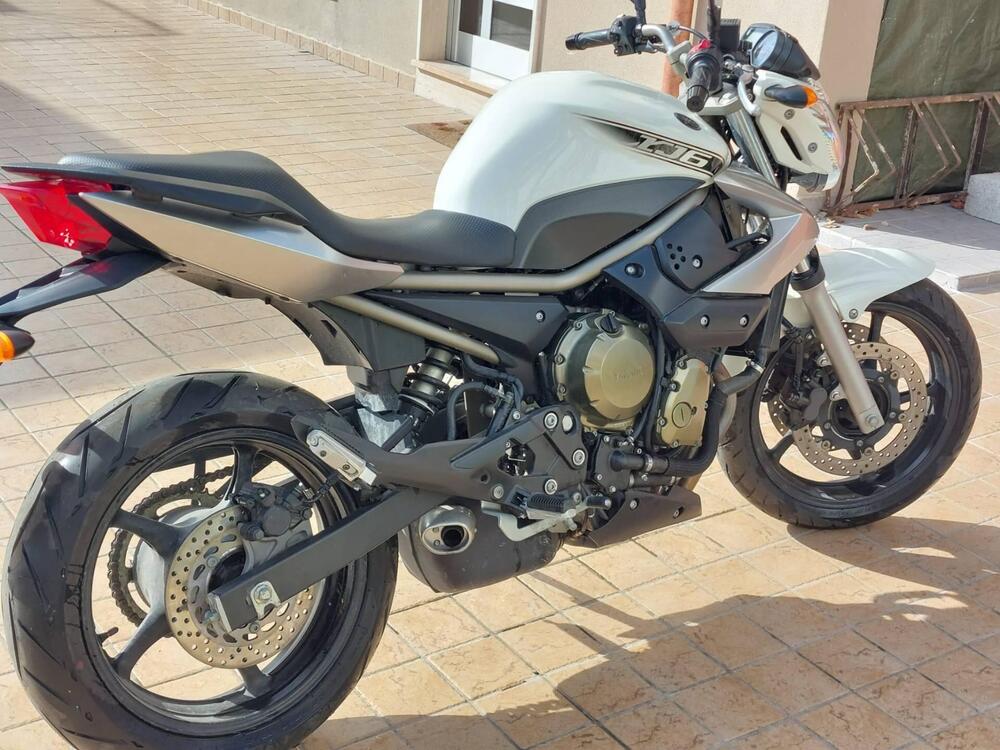 Yamaha XJ6 (2008 - 15) (2)