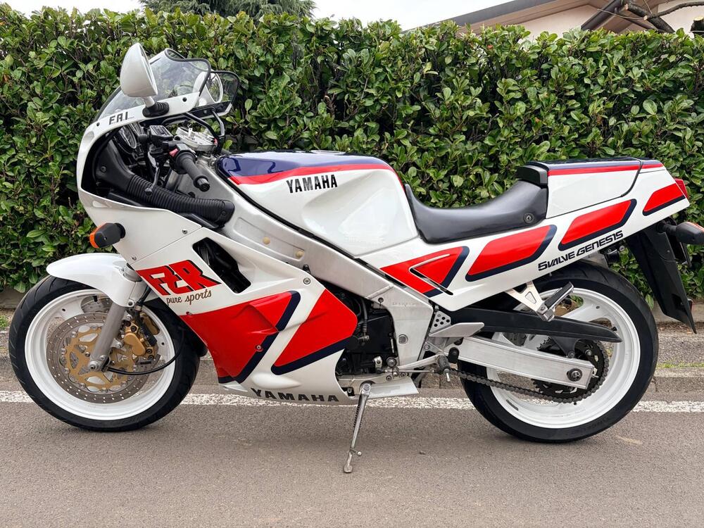 Yamaha FZR 1000 (1987 - 88)