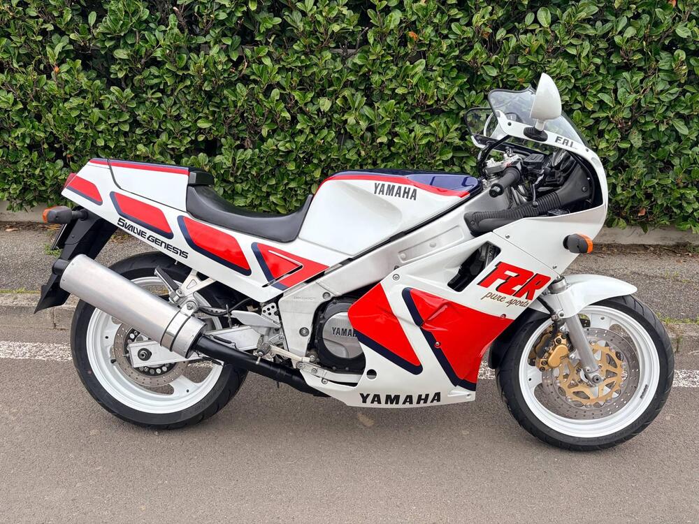 Yamaha FZR 1000 (1987 - 88) (3)