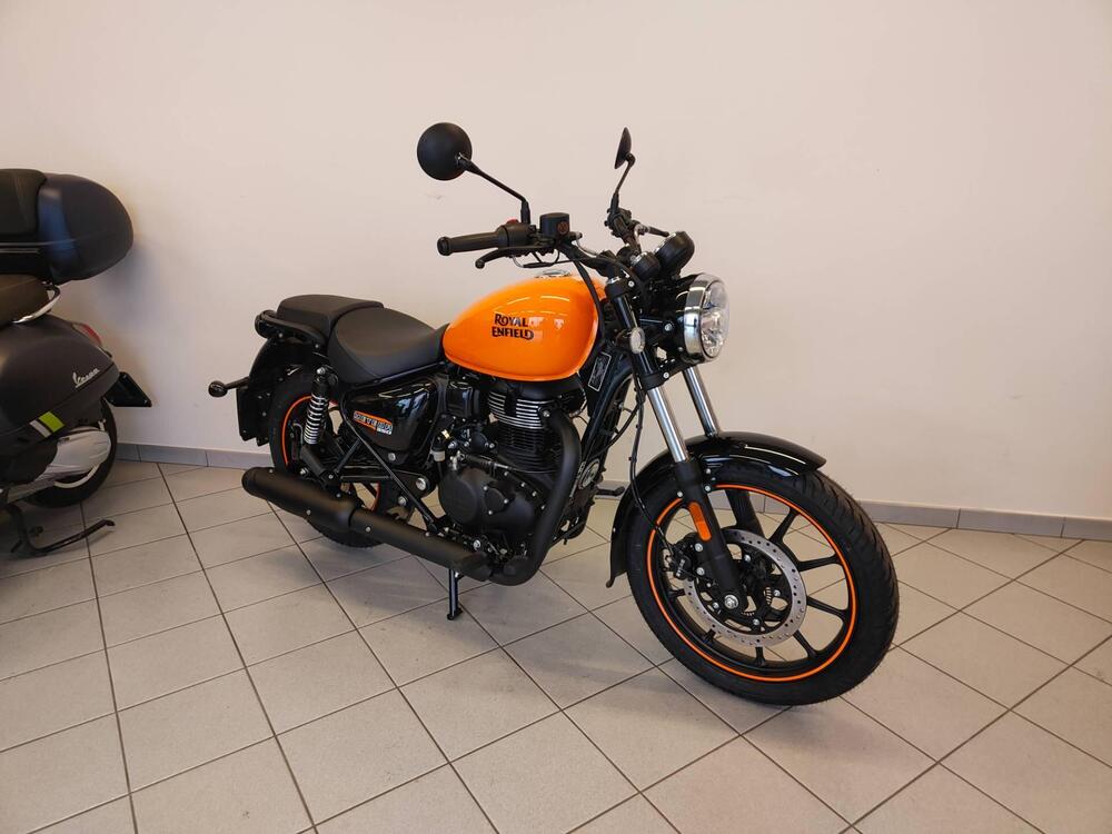Royal Enfield Meteor 350 (2021 - 26) (2)