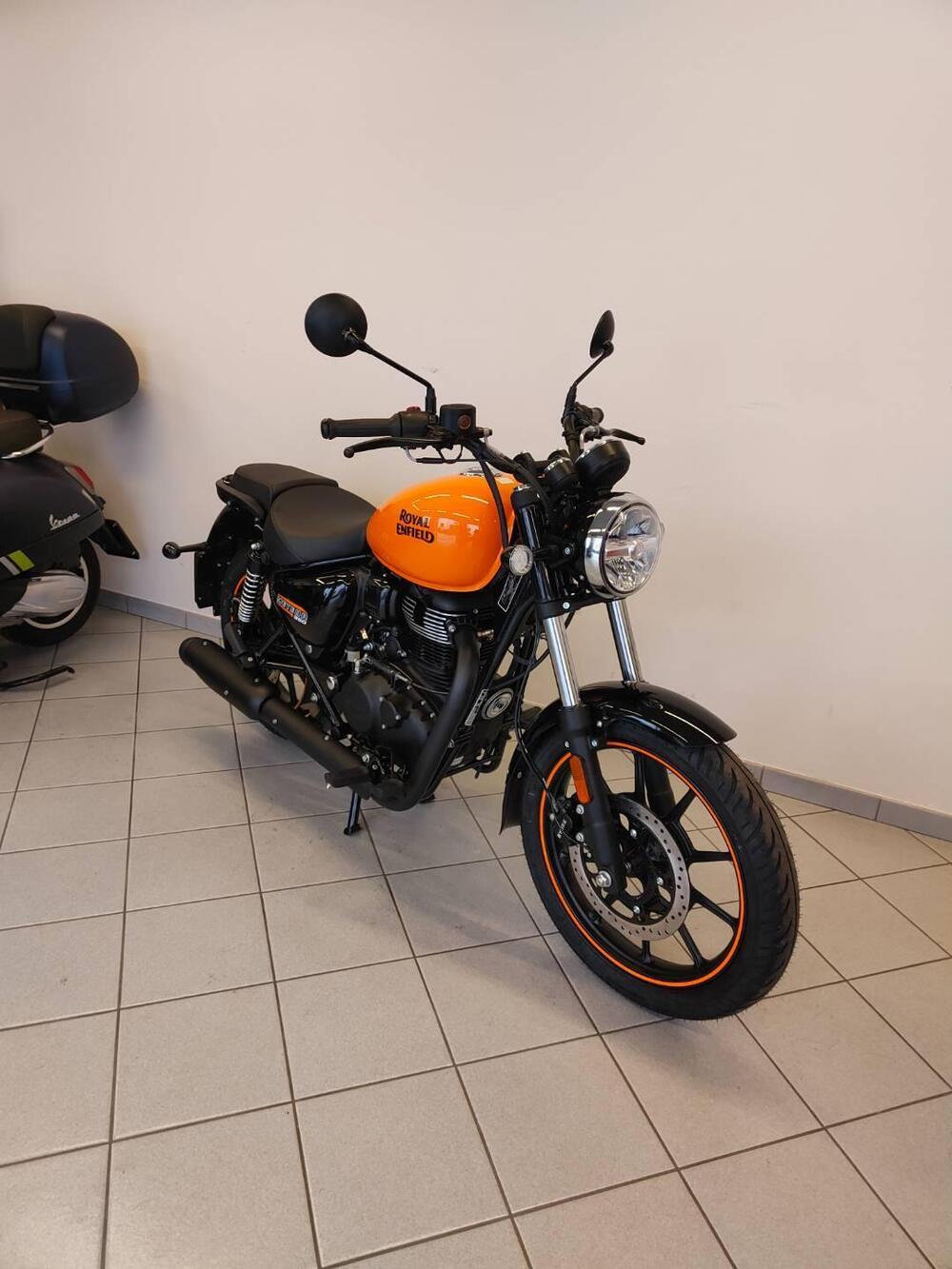 Royal Enfield Meteor 350 (2021 - 26) (4)