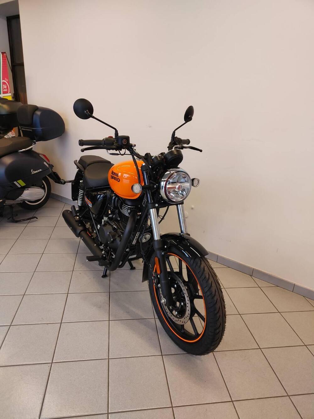 Royal Enfield Meteor 350 (2021 - 26) (5)